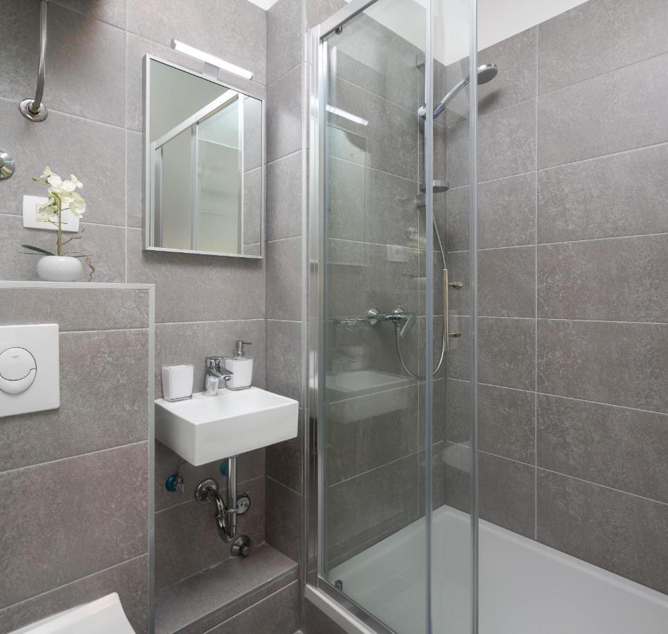 Luxury Studios & Rooms Seven Split Extérieur photo