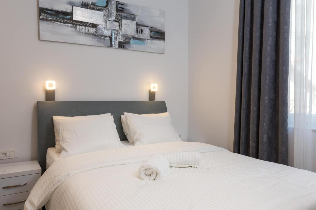Luxury Studios & Rooms Seven Split Extérieur photo